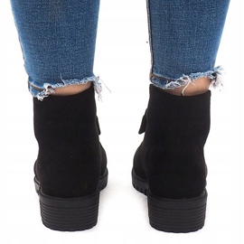 Wildlederstiefel AT-0625 Schwarz 2