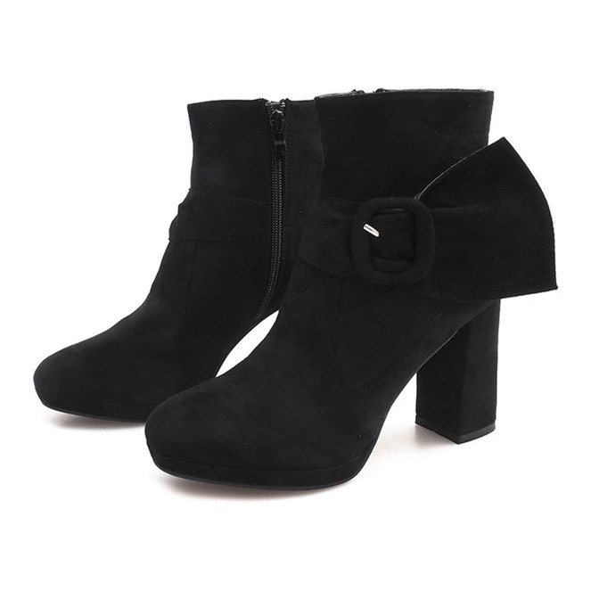 Wildleder Booties auf einem Post Black LS5006 schwarz 1