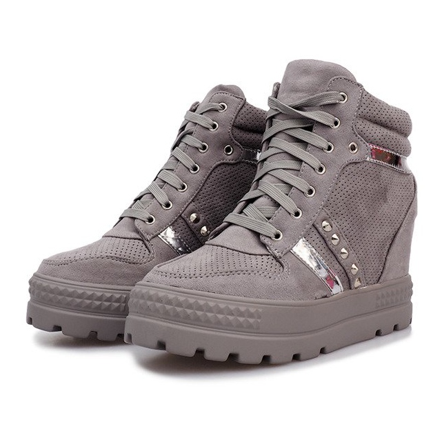Maxime Sneakers aus grauem Wildleder 1