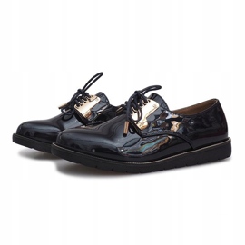 Marineblau lackierte Schuhe Rose 2