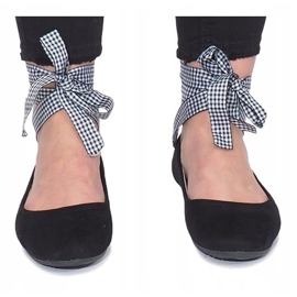 Schwarze Ballerinas mit Schleife von Acro 1