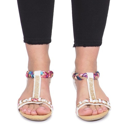 Weiße Sandalen auf einem zarten Ruixin-Keilabsatz 1