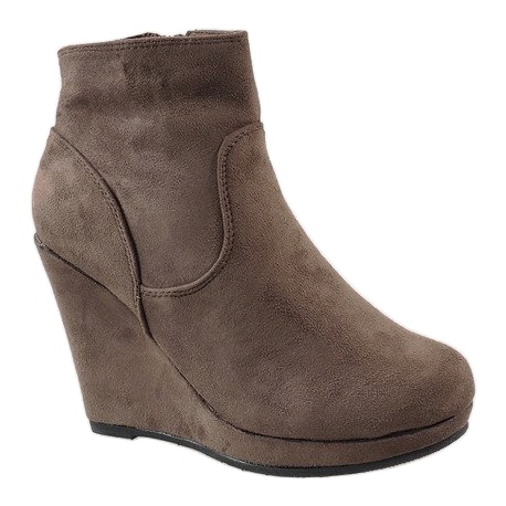 Wildlederstiefel On Wedge 122D Braun 1