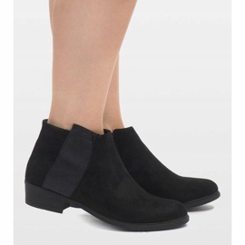 Schwarze isolierte Stiefel 88861 1