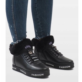 Schwarze GF-ZM106 Stiefel mit Fellfutter 1