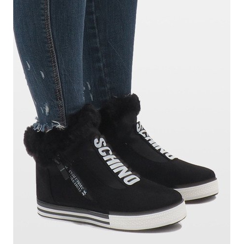 Schwarze NB220P Wildleder isolierte Stiefel 1