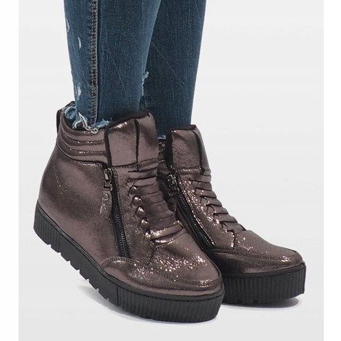 Braune isolierte Sneaker BB-1652 1