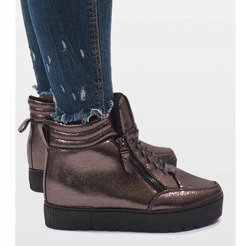 Braune isolierte Sneaker BB-1652 2