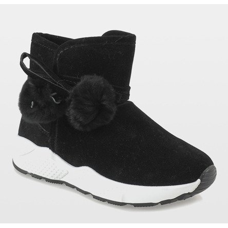 Schwarze Stiefel auf der GF-ZM93 Sportsohle 2