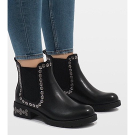 SDS Schwarze isolierte Stiefel mit Nieten 7387-PA 2