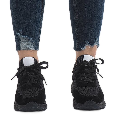 Schwarze E-102 Sportschuhe 2