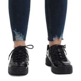 Schwarze modische Sportschuhe 82017 2