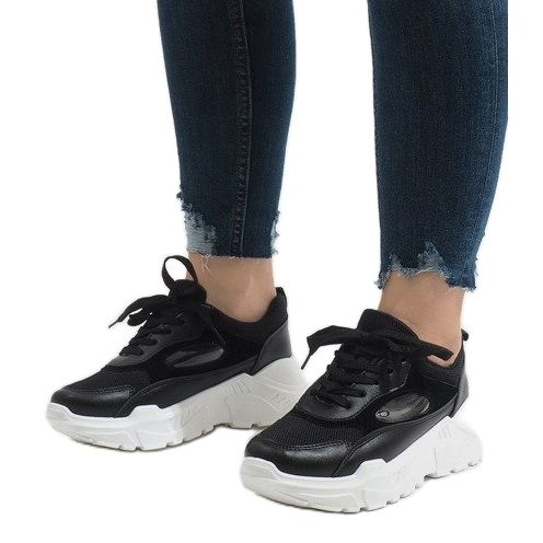 Schwarze modische PP-37 Sportschuhe 1