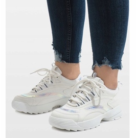 Weiße modische Sportschuhe BO-62 1