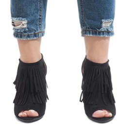 Schwarze Boho-Stiefel mit Absatz 1551-149 2