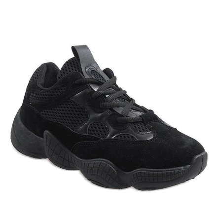 2018-13 schwarze Sportschuhe 1