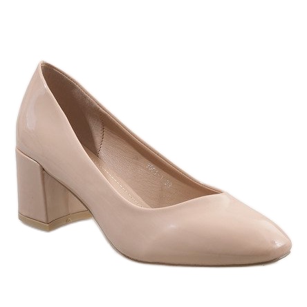 Beige lackierte Pumps am Pfosten 7501-1 1