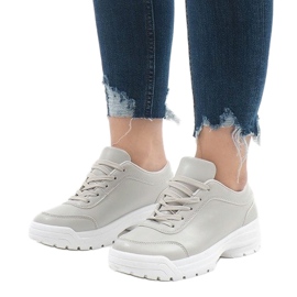 Graue Sportschuhe 6255 1