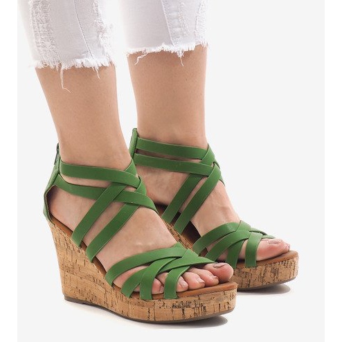 Grüne Keilsandalen P2424A-47 1