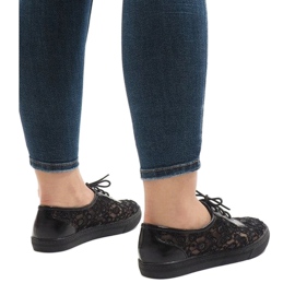 HC235 schwarze Spitzenturnschuhe 1