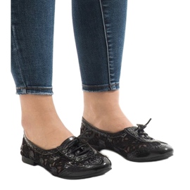 HC236 schwarze Spitzenturnschuhe 1