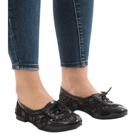 HC236 schwarze Spitzenturnschuhe 1