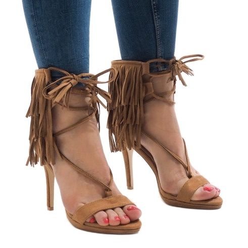 Beige Sandalen mit Stilettoabsatz, Boho Wildleder 8125-1 1