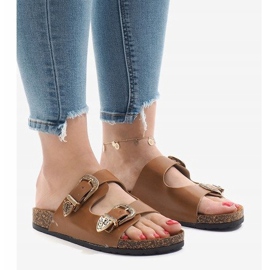 Kamel Hausschuhe mit Schnallen 7018-PL braun 1