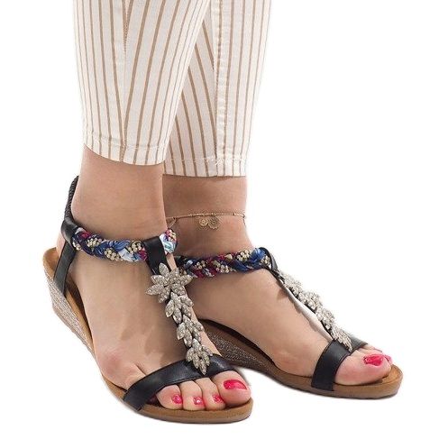 Schwarze Keilsandalen mit Gummizug B133-1 1