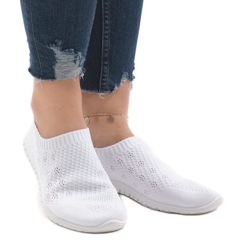 Weiße Sportschuhe B111-13 2