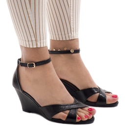 Schwarze Keilsandalen QL-78 2