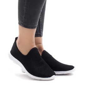 Schwarze Sportschuhe 909-17 1