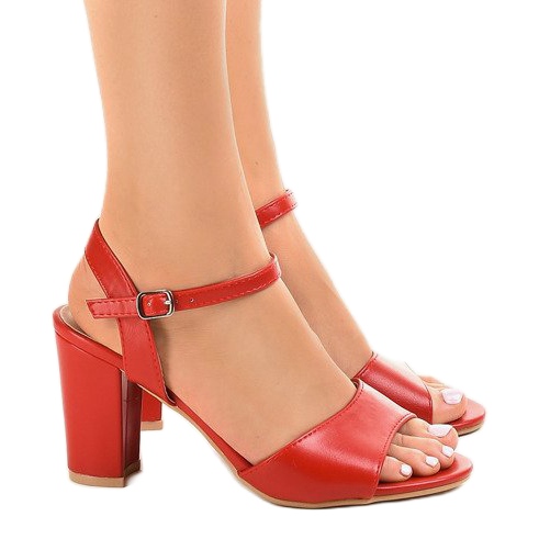 Rote offene Sandalen am Pfosten FZ583 1