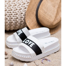 Queen Vivi Liebe Wildlederhausschuhe weiß 1