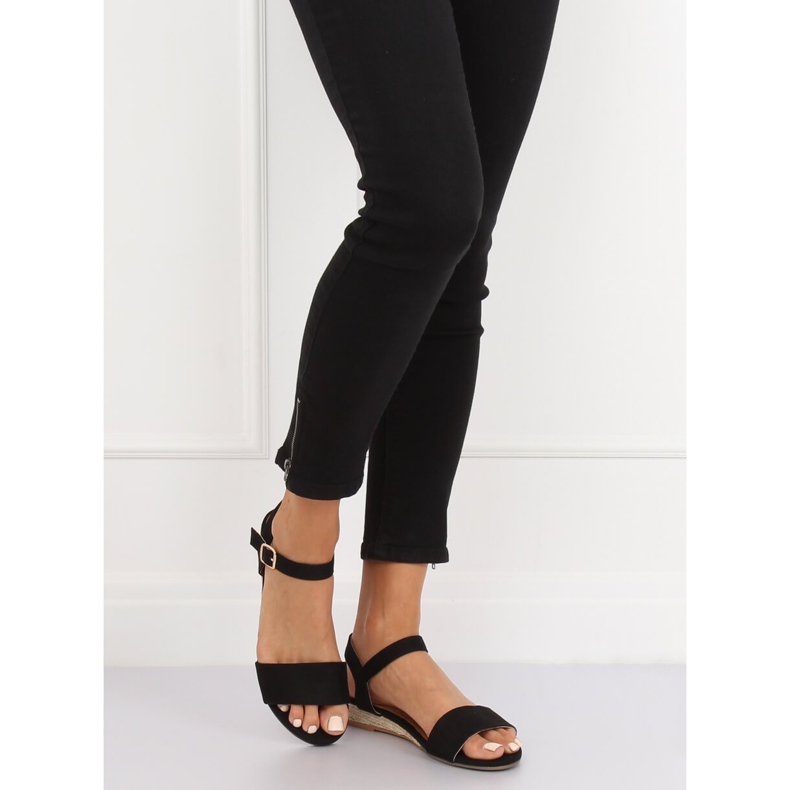 Schwarze Sandalen Espadrilles 9R73 Schwarz 1