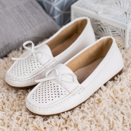 SHELOVET Lässige Slipper weiß 2