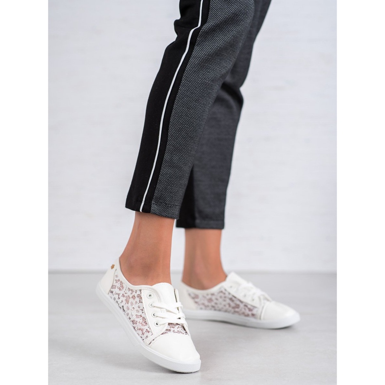 Renda Sneakers mit Spitze weiß 1