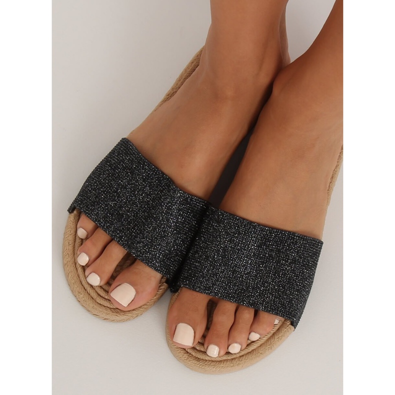 Schwarze schwarze Damenpantoffeln JFF-V182 Black 2