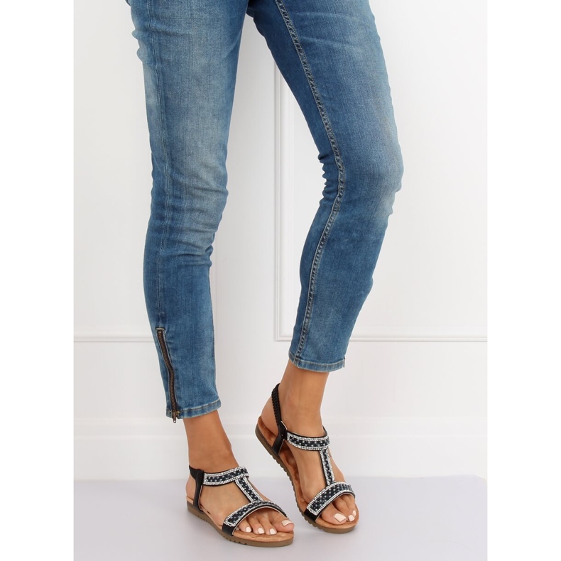 Schwarze Damensandalen HT-67 Black 1