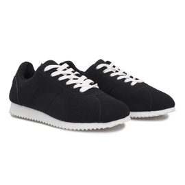 Schwarze Sport-Sneaker von Patricia 1