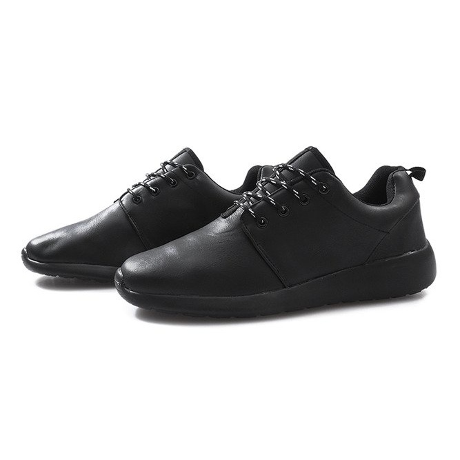 Schwarze Roshe Sportschuhe 1