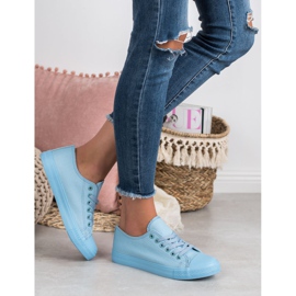 McKey Blaue Turnschuhe 1