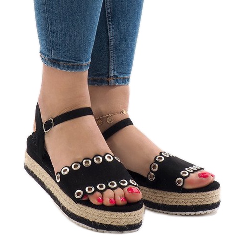 Schwarze Sandalen auf der Plattform 99-46 2