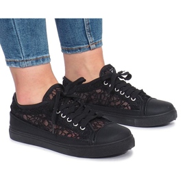Schwarze Dolita Sneakers mit Lochmuster 1