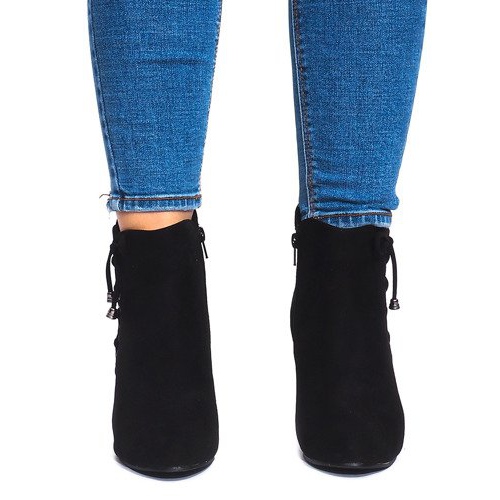 Wildleder Booties On A Bar 66-98 Schwarz 2