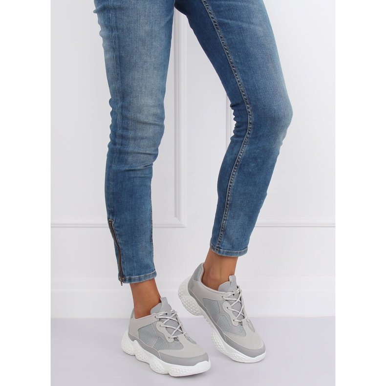 Graue G-200 Graue Sportschuhe 1