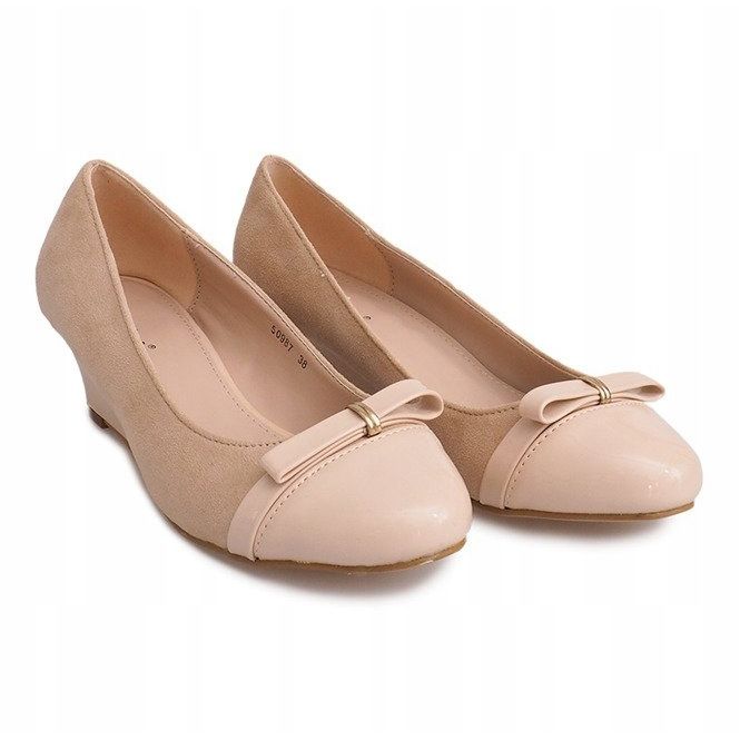 Keilpumps aus Wildleder 50987 Beige 1