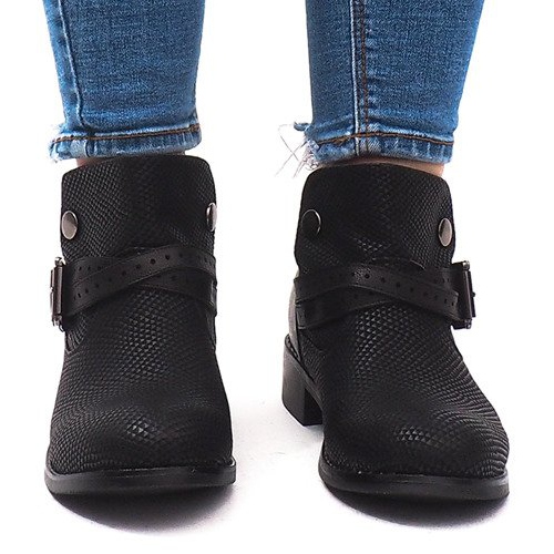 Stiefel 1702Y Schwarz 2