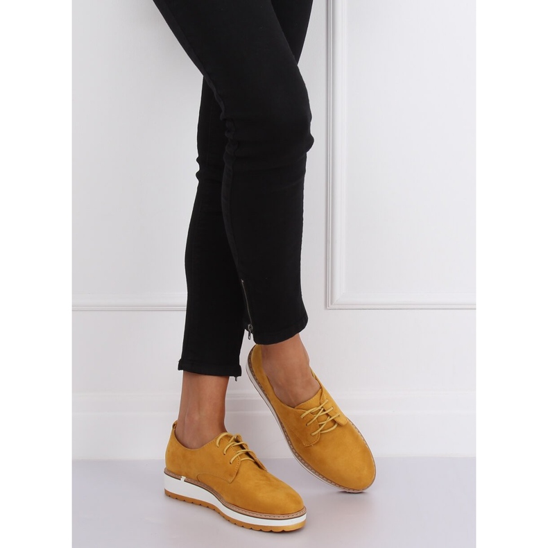 Gelbe Loafer für Damen C-7225 Gelb 1