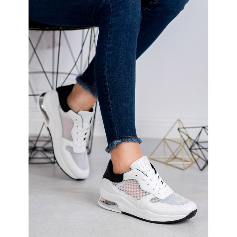 SHELOVET Sportschuhe mit Mesh weiß 1